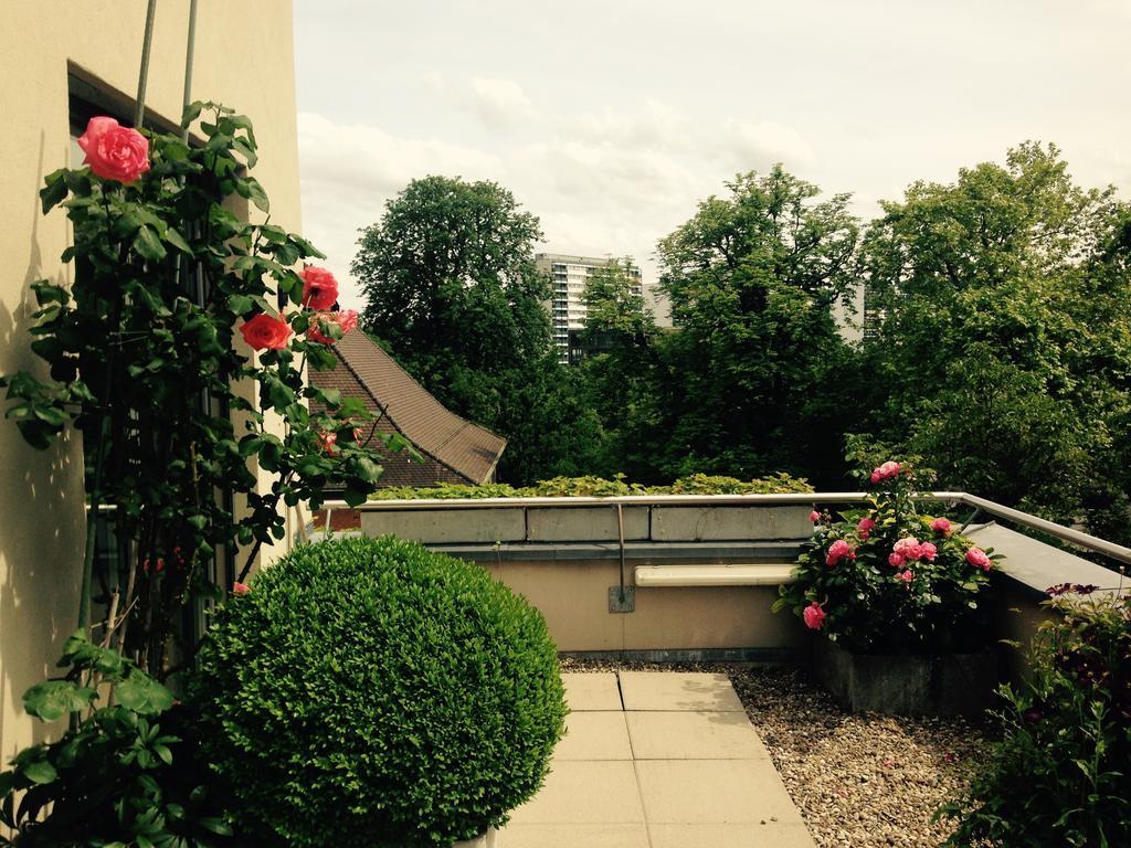 Avliving City Flat Basel With Roof Garden Екстериор снимка
